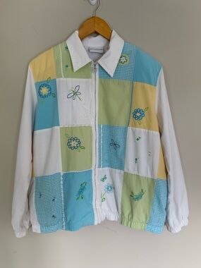 VTG Alfred Dunner Patchwork
Grandmacore Whimsy Floral Embroidery
Zip Jacket 12